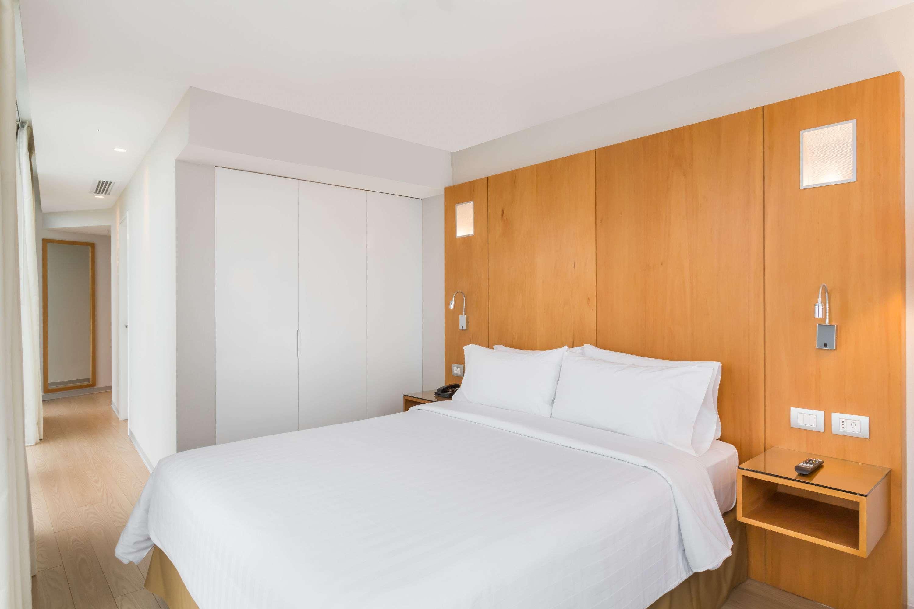 Ramada Encore By Wyndham Lima San Isidro Zewnętrze zdjęcie