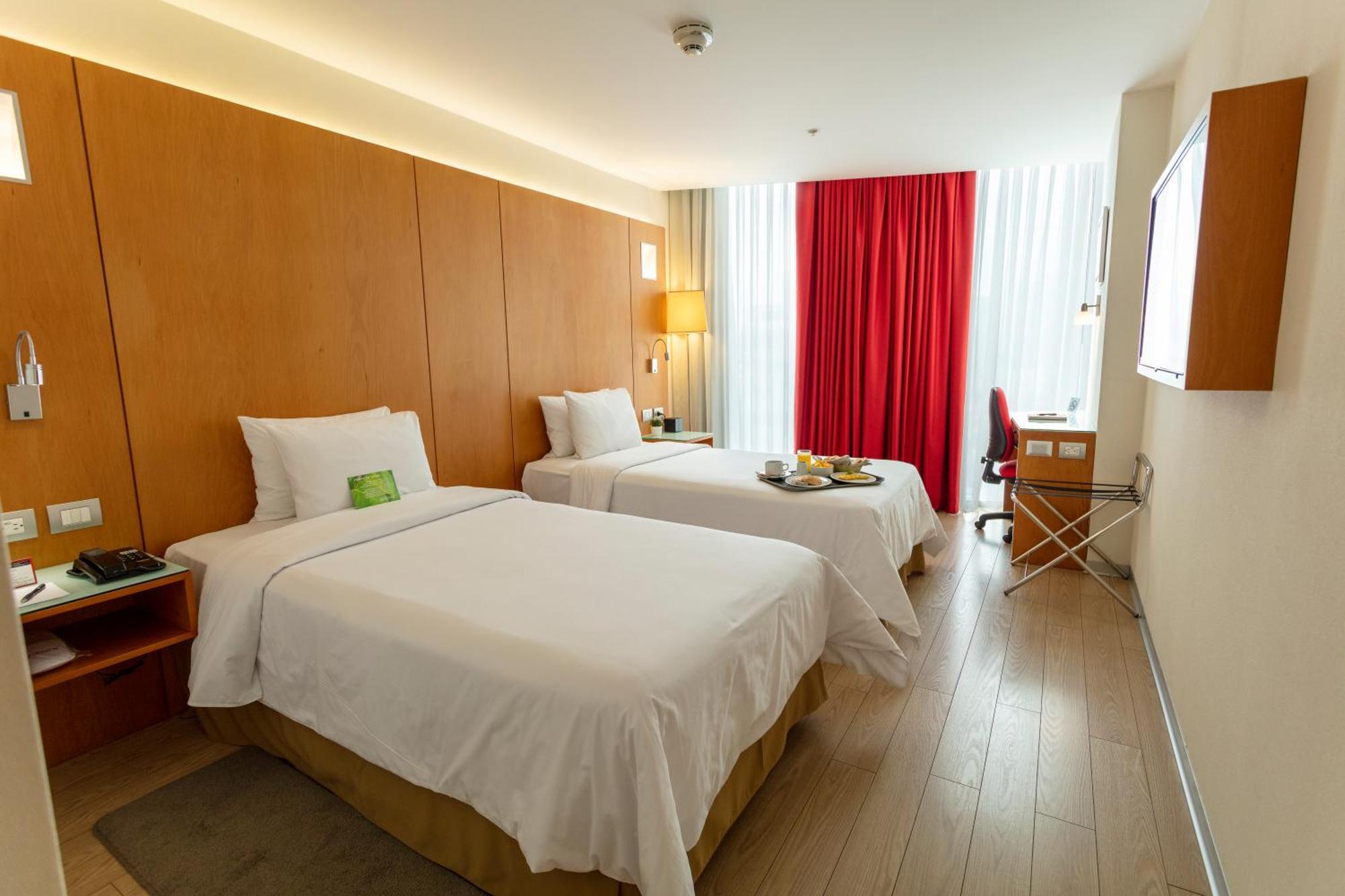 Ramada Encore By Wyndham Lima San Isidro Zewnętrze zdjęcie